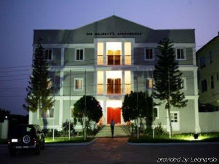 His Majestys Hotel Accra Bagian luar foto